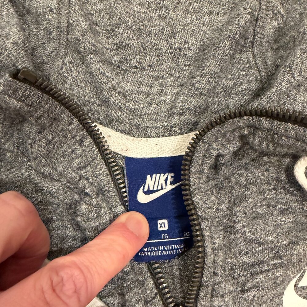 Nike Sportswear Essential Full Zip Hoodie Gray Heather XL - Picture 3 of 11